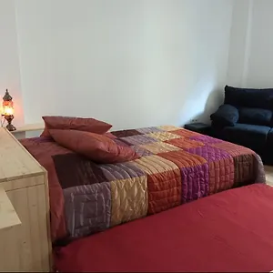 https://estudio-helen-and-peter-en-los-cristianos.tenerifehoteles.net