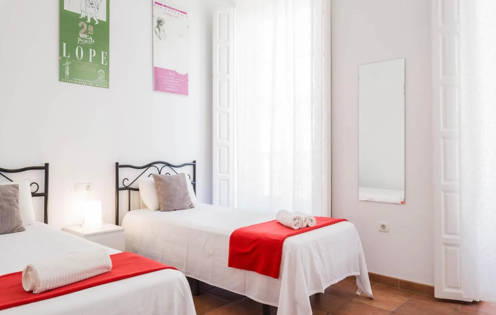 Apartamentos Alcazaba Málaga 0*,